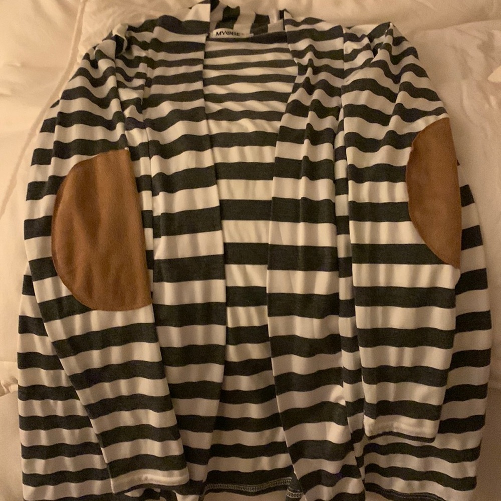 MYOBIE Small log sleeve cotton with suede patches on sleeves